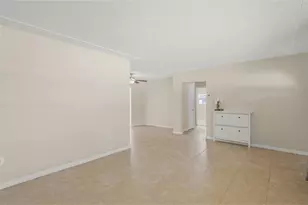 5903 Murdock Ave, Sarasota, FL 34231 - Photo 9