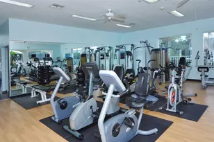 9320 Clubside Cir, Sarasota, FL 34238 - Photo 43