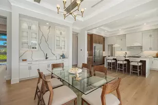 558 Venice Ln, Sarasota, FL 34242 - Photo 11