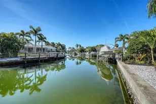 558 Venice Ln, Sarasota, FL 34242 - Photo 77