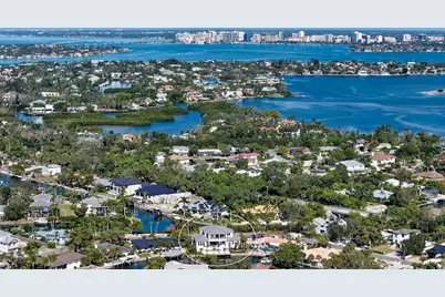 558 Venice Lane, Sarasota, FL 34242 - Photo 87