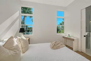 558 Venice Ln, Sarasota, FL 34242 - Photo 37