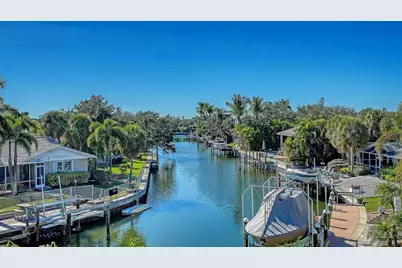558 Venice Lane, Sarasota, FL 34242 - Photo 47