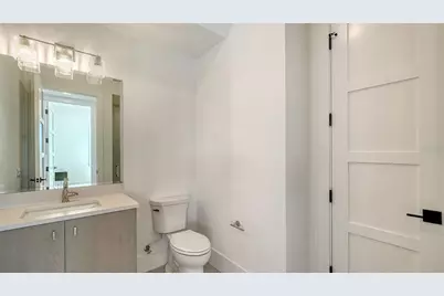 558 Venice Lane, Sarasota, FL 34242 - Photo 57