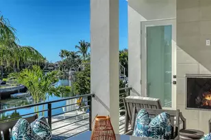 558 Venice Ln, Sarasota, FL 34242 - Photo 63