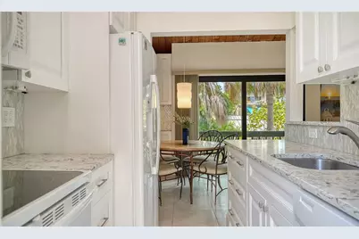 218 Pass Key Road #218, Sarasota, FL 34242 - Photo 15