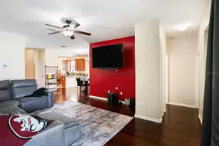 914 Peregrine Hill Pl, Ruskin, FL 33570 - Photo 7