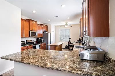 914 Peregrine Hill Place, Ruskin, FL 33570 - Photo 9