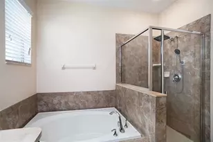 914 Peregrine Hill Pl, Ruskin, FL 33570 - Photo 13