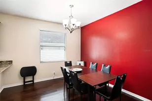 914 Peregrine Hill Pl, Ruskin, FL 33570 - Photo 5