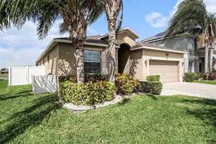 914 Peregrine Hill Pl, Ruskin, FL 33570 - Photo 3