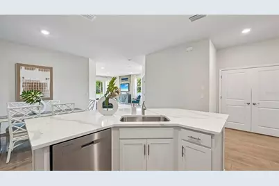 15720 8th Place E, Bradenton, FL 34212 - Photo 7