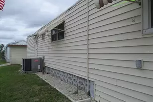 5009 8th B St E, Bradenton, FL 34203 - Photo 3