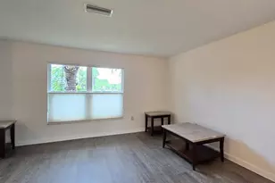 3801 Kingston Blvd, Sarasota, FL 34238 - Photo 11