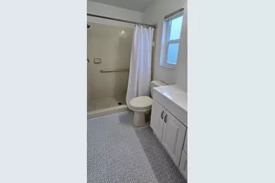 3801 Kingston Boulevard, Sarasota, FL 34238 - Photo 19
