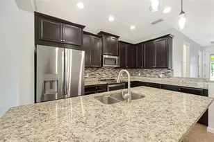 11824 Meadowgate Pl, Bradenton, FL 34211 - Photo 9