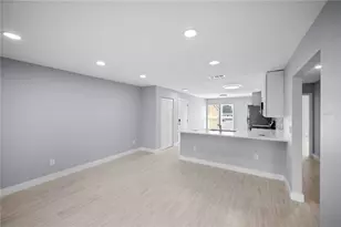 3453 Clark Rd, Sarasota, FL 34231 - Photo 9