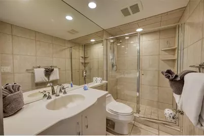 6701 Gulf Of Mexico Drive #332, Longboat Key, FL 34228 - Photo 21