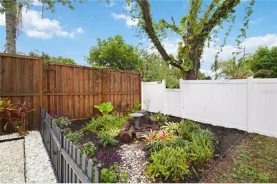 2134 Hively Street, Sarasota, FL 34231 - Photo 7