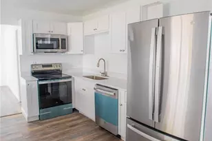 549 Lakemont Ave NW, Port Charlotte, FL 33952 - Photo 9