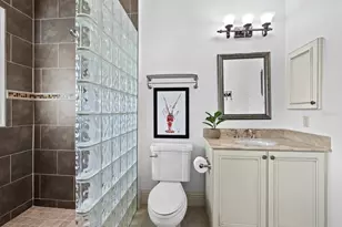 3129 Founders Club Dr, Sarasota, FL 34240 - Photo 37