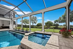 3129 Founders Club Dr, Sarasota, FL 34240 - Photo 45