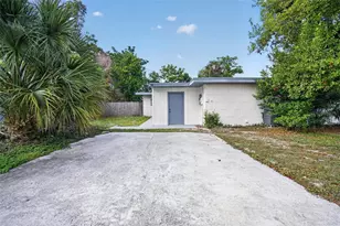 1501 7th St SE, Winter Haven, FL 33880 - Photo 3