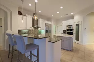 7460 Paurotis Ct, Sarasota, FL 34241 - Photo 13