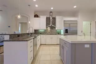 7460 Paurotis Ct, Sarasota, FL 34241 - Photo 15