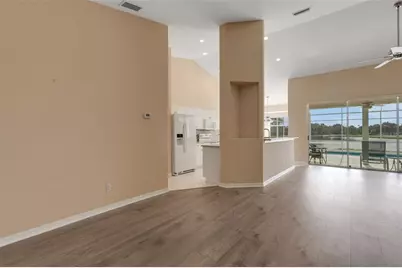 8976 Whitemarsh Avenue, Sarasota, FL 34238 - Photo 17
