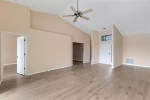 8976 Whitemarsh Ave, Sarasota, FL 34238 - Photo 23