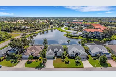 8976 Whitemarsh Avenue, Sarasota, FL 34238 - Photo 17