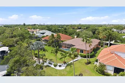 1740 Amberwynd Circle W, Palmetto, FL 34221 - Photo 7
