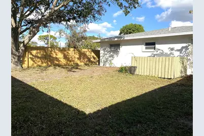 2403 Browning Street, Sarasota, FL 34237 - Photo 25