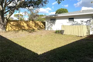 2403 Browning St, Sarasota, FL 34237 - Photo 25