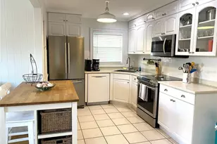 2403 Browning St, Sarasota, FL 34237 - Photo 7