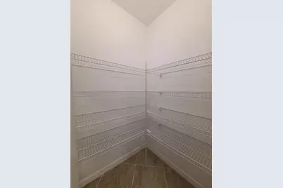 19353 Nearpoint Drive, Venice, FL 34292 - Photo 13