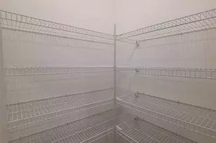 19353 Nearpoint Dr, Venice, FL 34292 - Photo 13