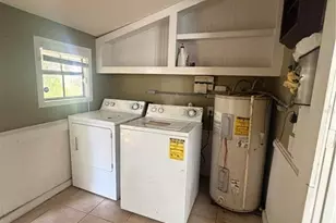 814 26th St W, Bradenton, FL 34205 - Photo 13