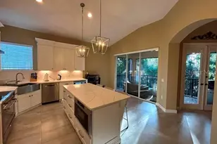 5461 46th Ct W, Bradenton, FL 34210 - Photo 9