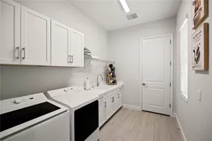 10125 Crystal Isles Cir, Sarasota, FL 34241 - Photo 23