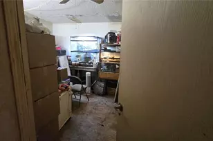 1329 NW 18th Way, Bell, FL 32619 - Photo 5