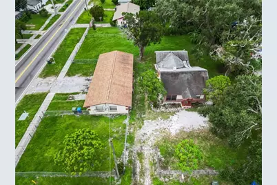 902 27th Street E, Bradenton, FL 34208 - Photo 7