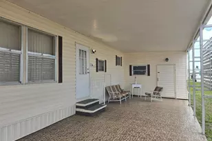 3226 Sweet Gum Terrace, Sarasota, FL 34237 - Photo 5