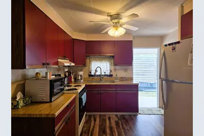 3226 Sweet Gum Terrace, Sarasota, FL 34237 - Photo 7