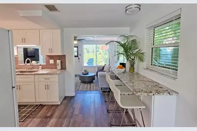 3419 Chapel Drive, Sarasota, FL 34234 - Photo 9