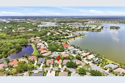 8412 Misty Morning Court, Lakewood Ranch, FL 34202 - Photo 5