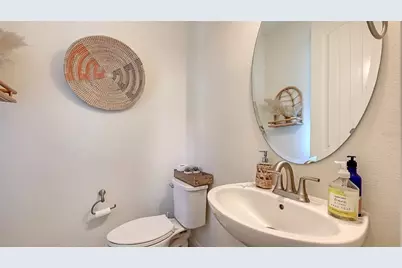 3693 Divot Lane, Sarasota, FL 34232 - Photo 17