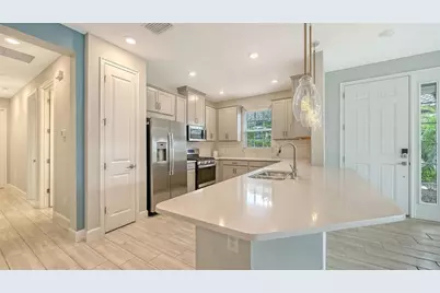 10089 Morning Mist Ln Lane, Sarasota, FL 34241 - Photo 13