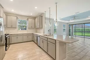 10089 Morning Mist Ln Ln, Sarasota, FL 34241 - Photo 11